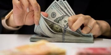 Firmaların net döviz açığı 186 milyar doları aştı