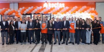 Koçtaş Eyüp Park mağazası yeni yüzüyle hizmete başladı