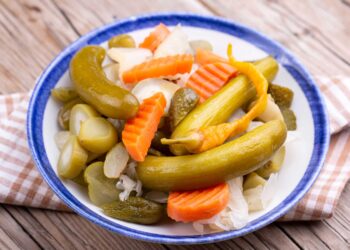 “7 ülkede liderim, ülkemdeki rafta yokum”