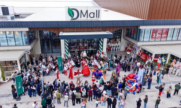 3,5 Milyar TL’lik DMall AVM kapılarını açtı