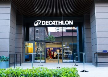 İzmir’in yeni Decathlon’u Mahall Bomonti’de açıldı