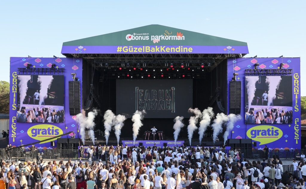 Gratis Fest, İstanbul'u müzikle güzelleştirdi