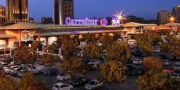 Kapalı olan Kozyatağı CarrefourSA Hiper yeniden kapılarını açtı